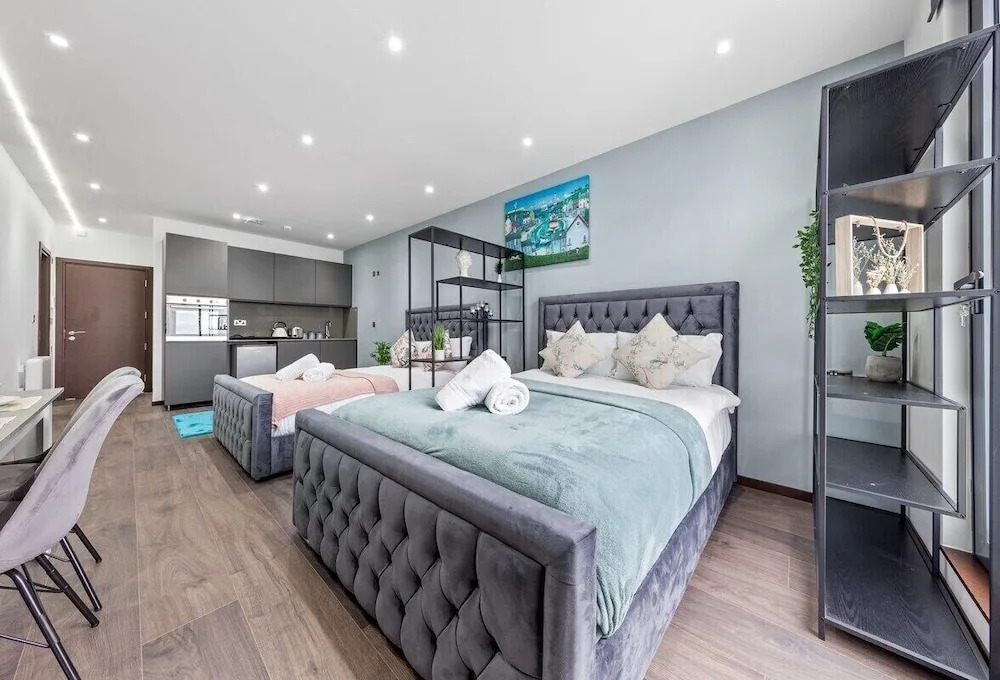 Golders Green studios
