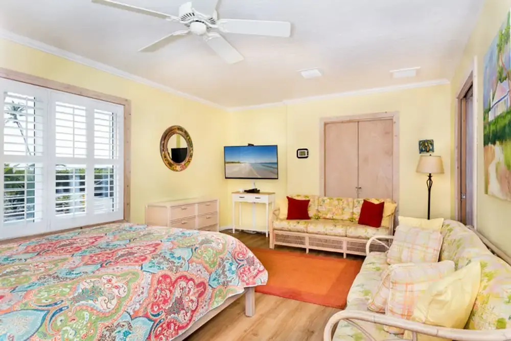 Baybarlyn home