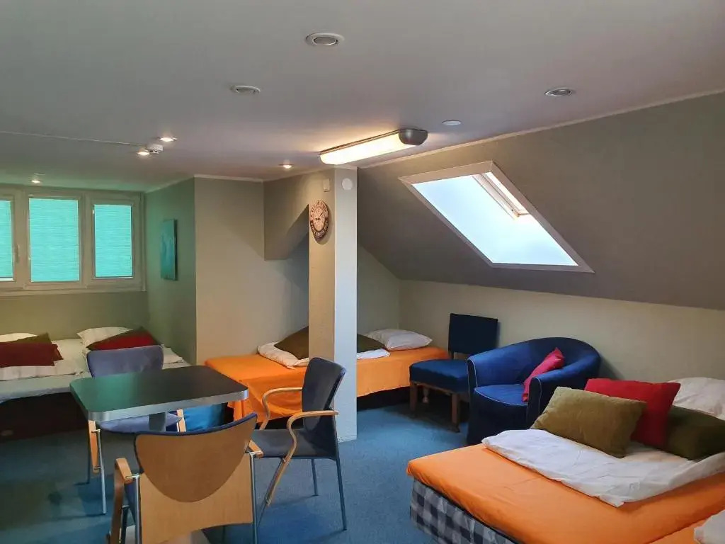 Freedom65 Hostel and Caravan