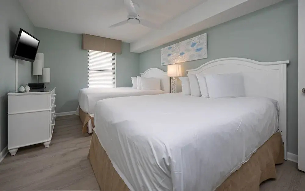 Phoenix East 2 2091 3 Bedroom Condo
