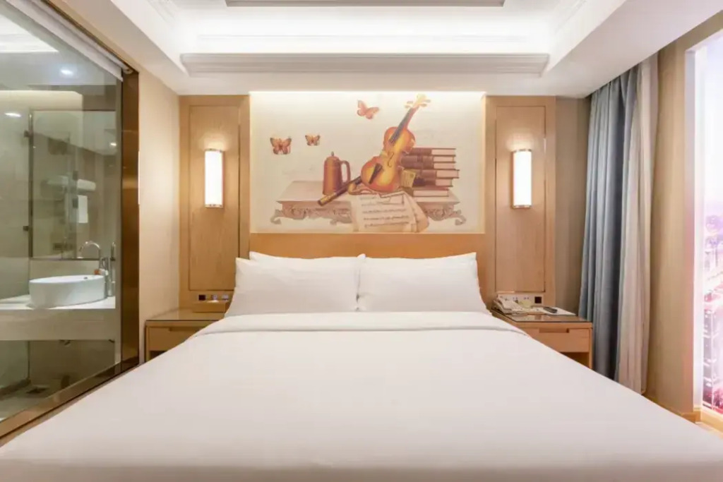 Vienna Hotel Chongqing Jiefangbei Pedestrian Street
