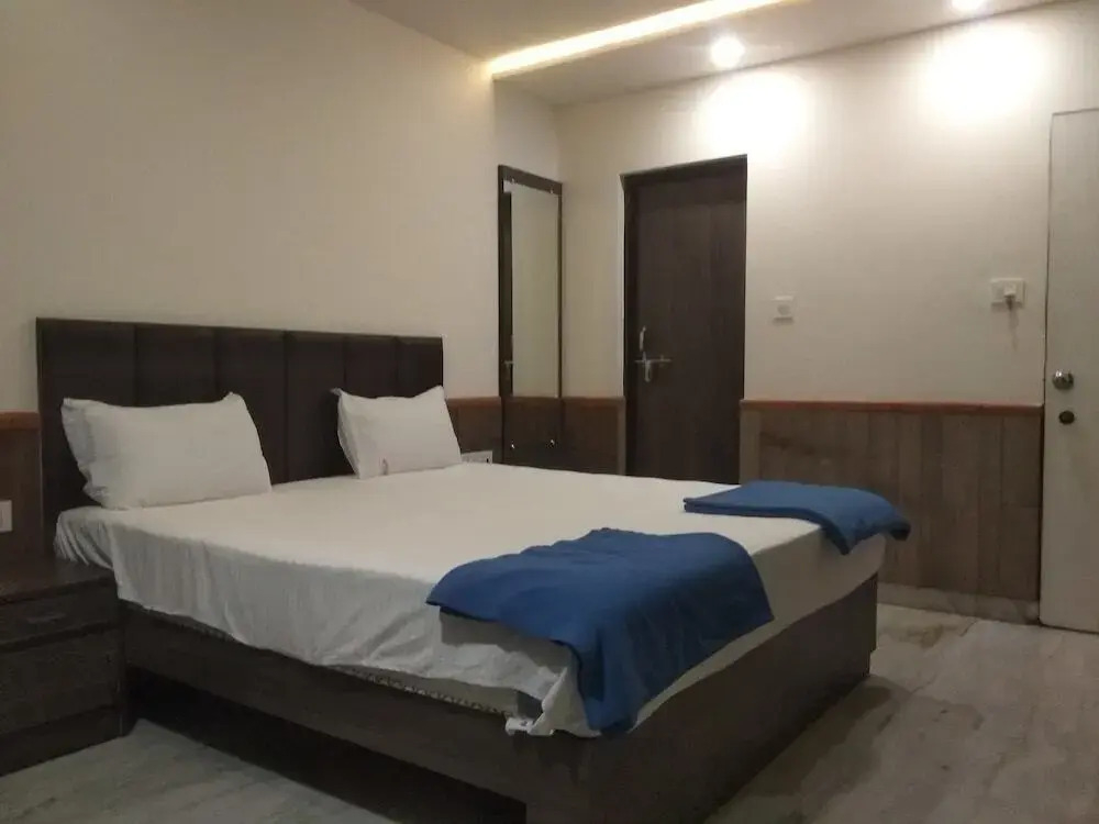 JK Rooms 110 Renuka-ST Bus Stand
