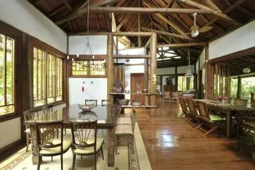 Casa Sertão de Camburi