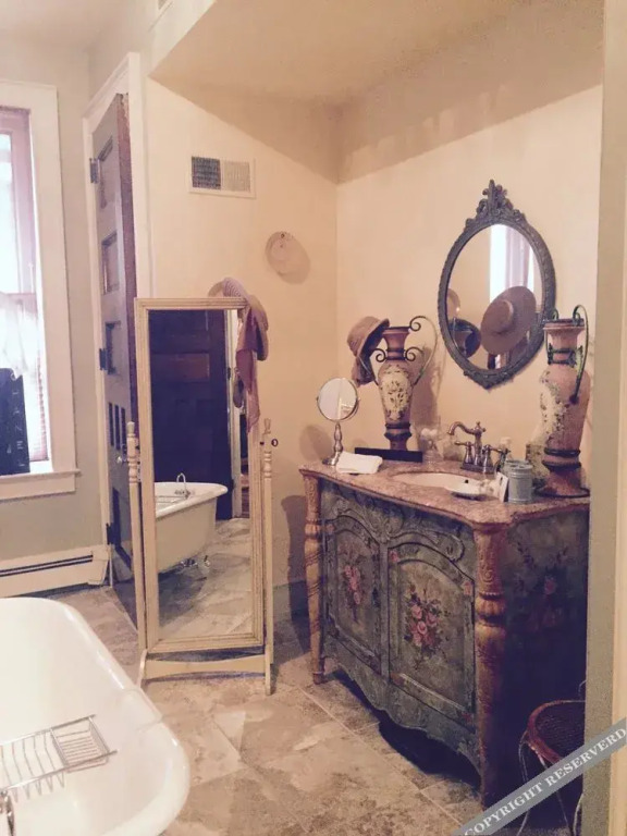 Grace Manor Bed and Breakfast
