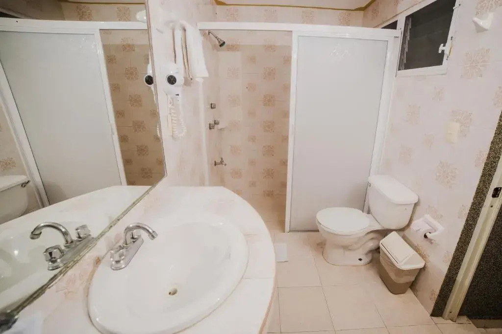 Hotel & Suites Country Valladolid
