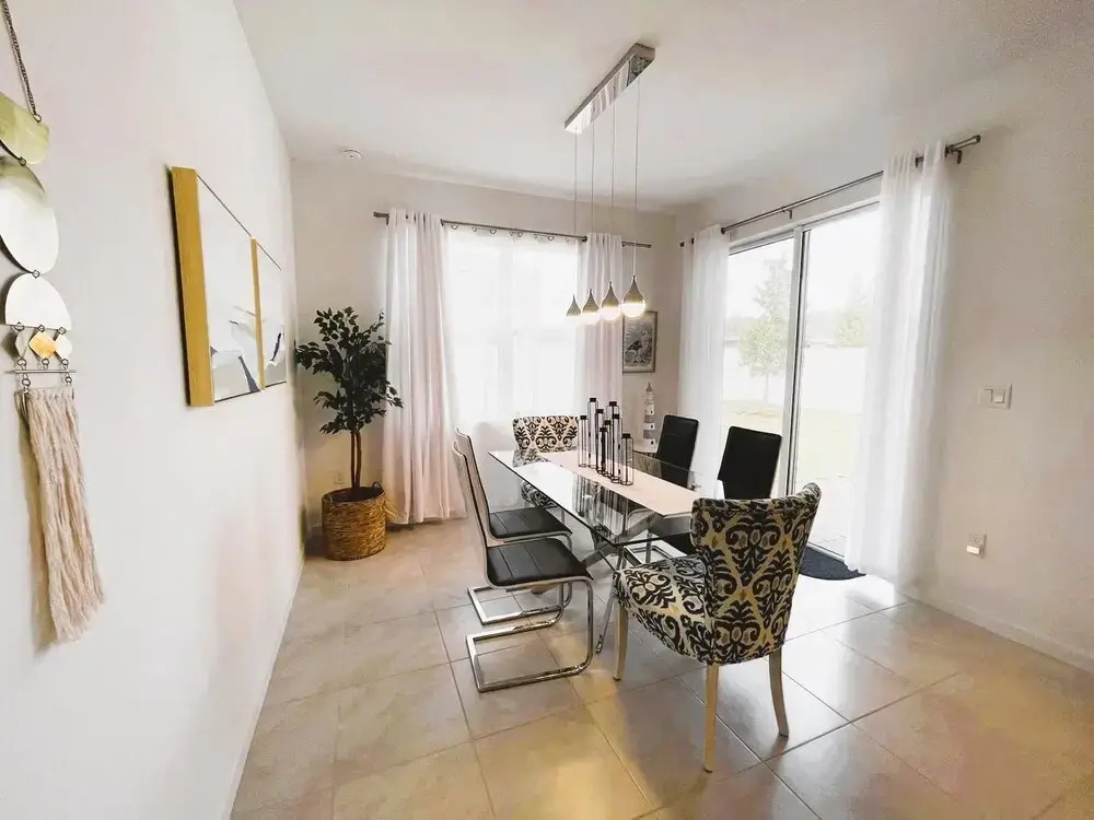 13233 NEW 3BR Beach House Theme Air Base