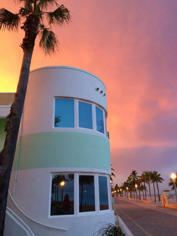 Walkabout Beach Resort