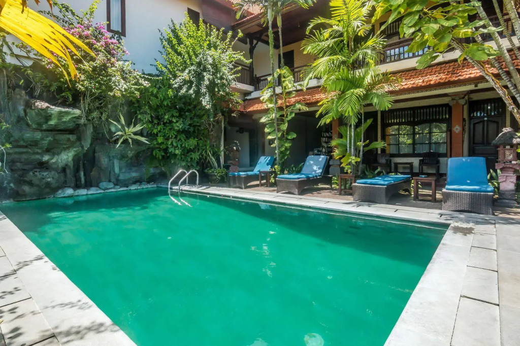 ZEN Rooms Sanur Danau Toba