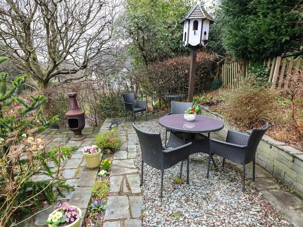 Long Crag Annexe