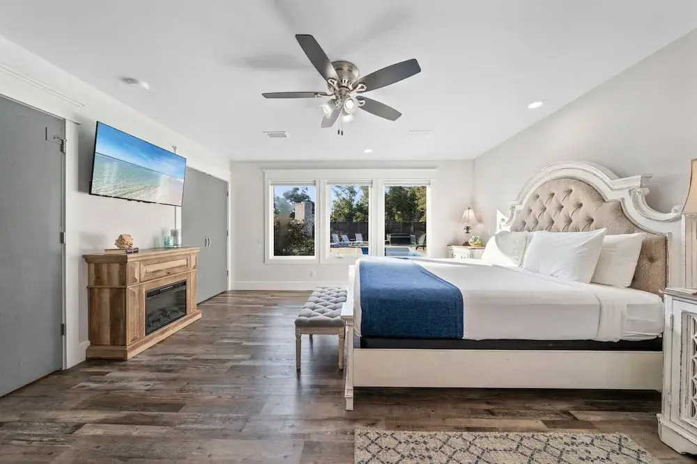 Resort Feel Home, Private Pool,spa,hammocks. Beach,owa,wharf-15min, 5 Bedrooms
