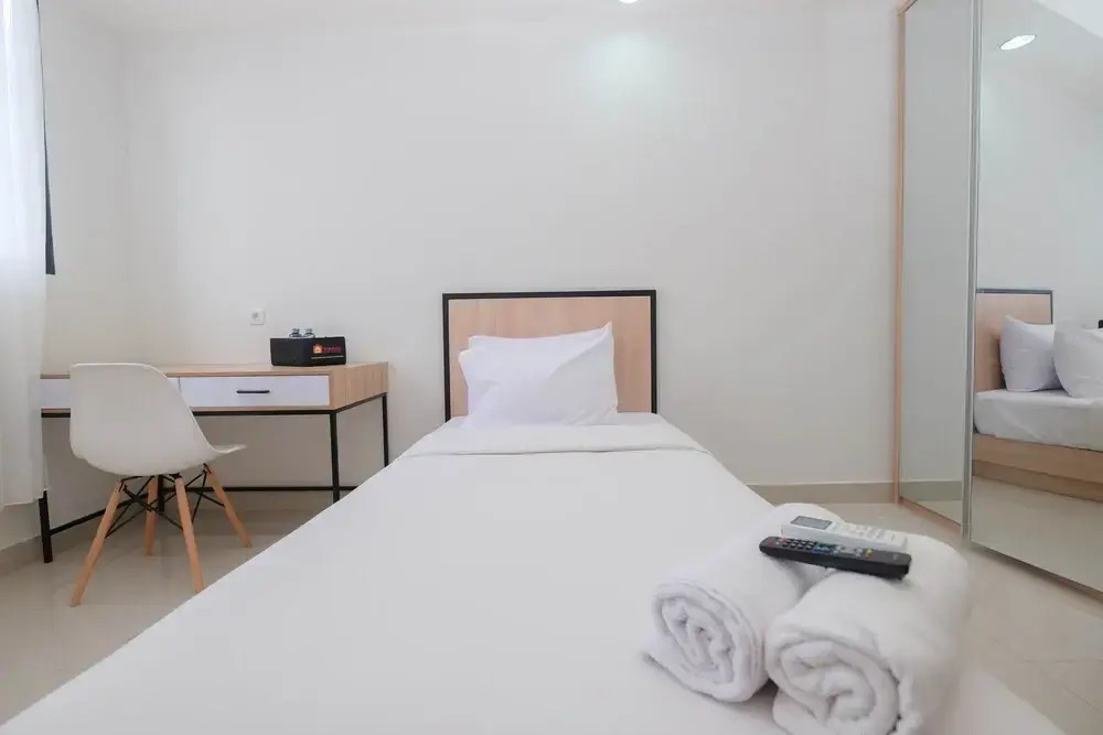 Pleasurable Studio at Evenciio Apartment Near Campus Area