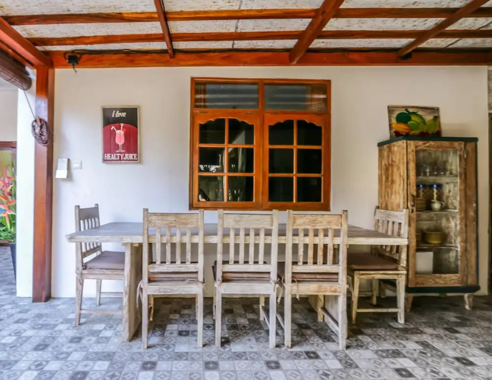 Villa Mira