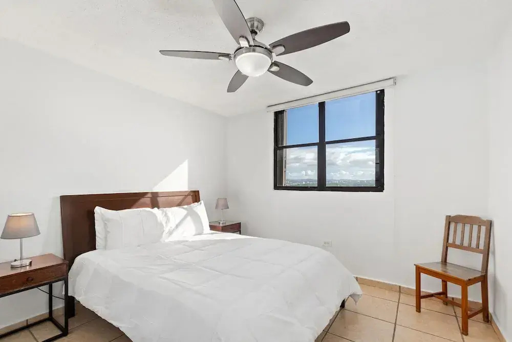 Otium Stay Steps From the Beach City Views Pet Friendly