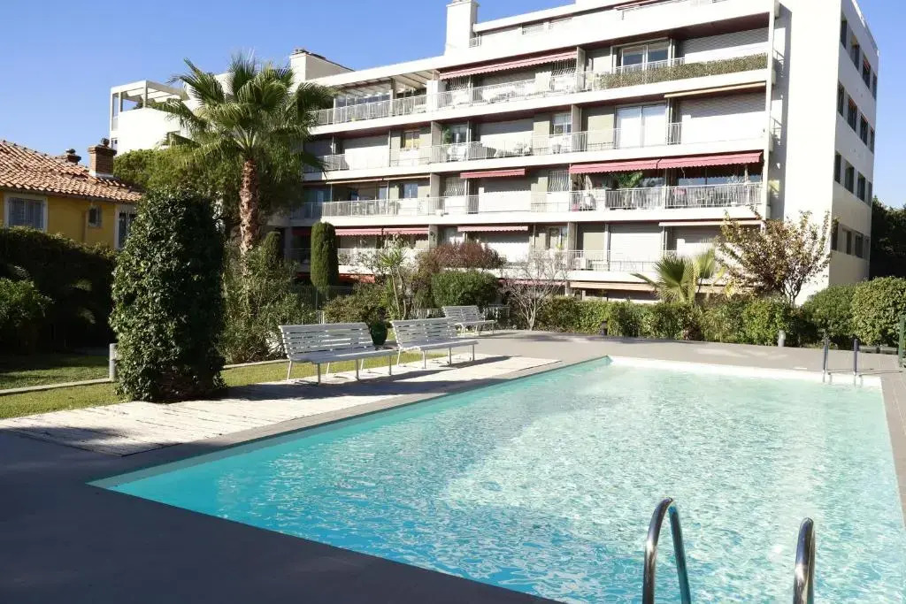Studio- Nice Mont Boron, Piscine Sur la Residence