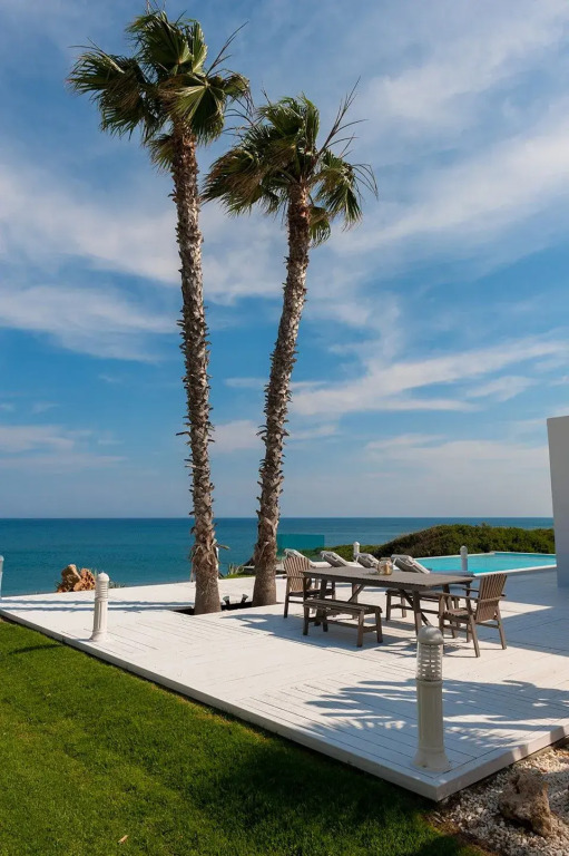 Villa Seven