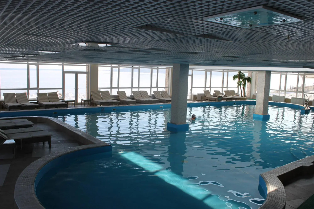 Теплое море