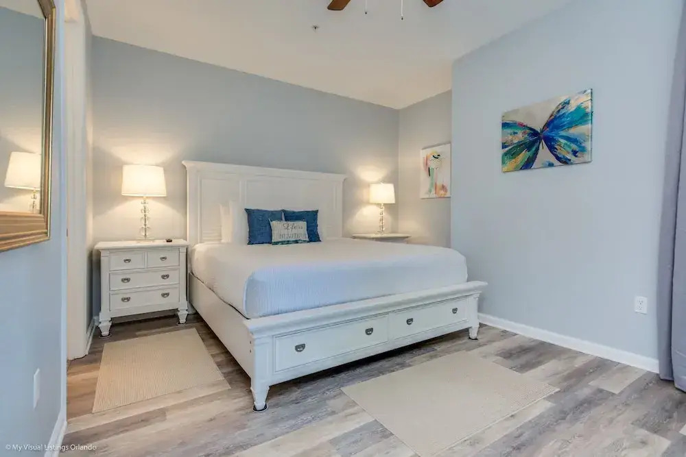 5049 Shoreway Loop #201