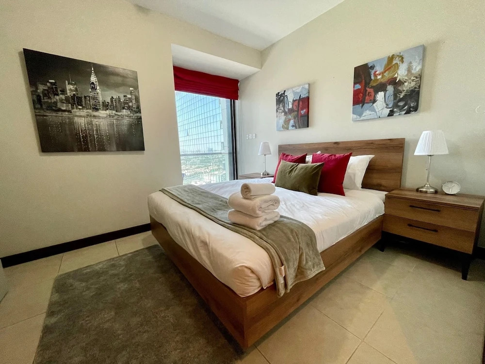 HiGuests - Goldcrest Views 1