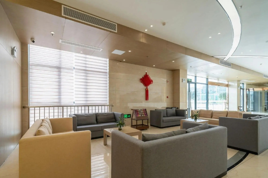 Mingcheng Taijiang Hotel