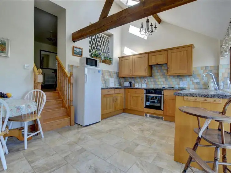3 Bed in Hartfield oc-tw653