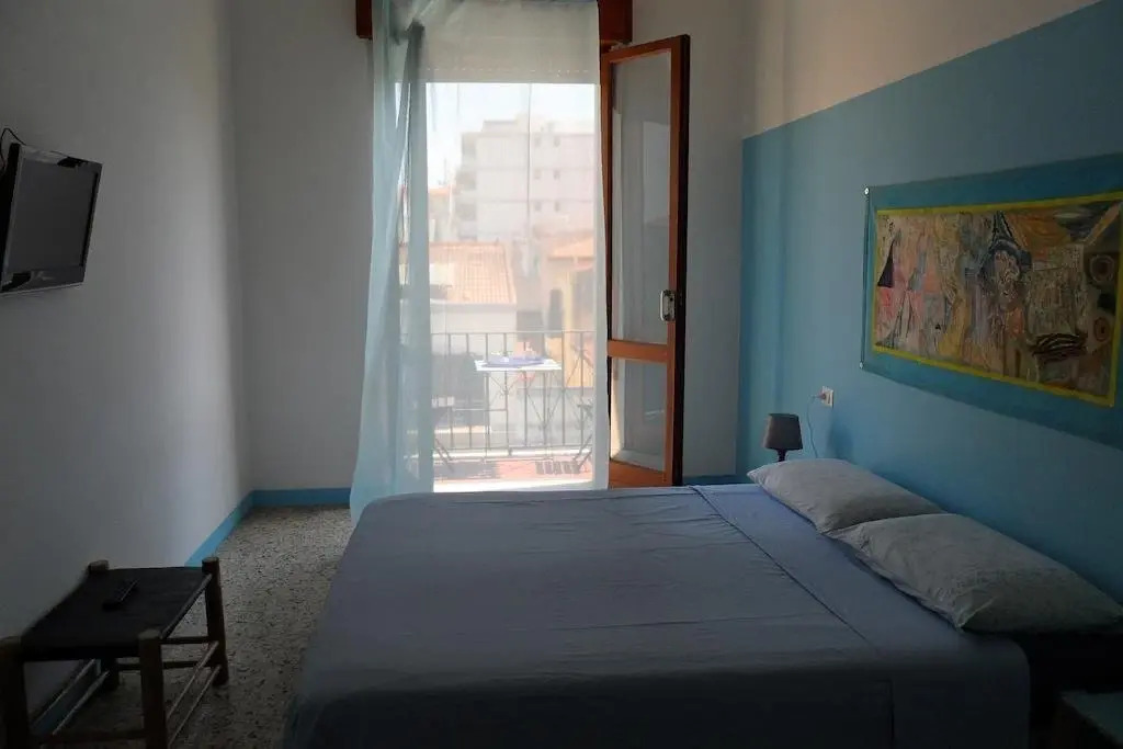 Hostello 8