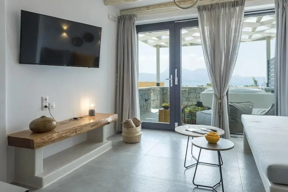 Aelia Suites