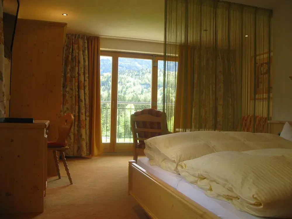 Tourist Hotel Boehm