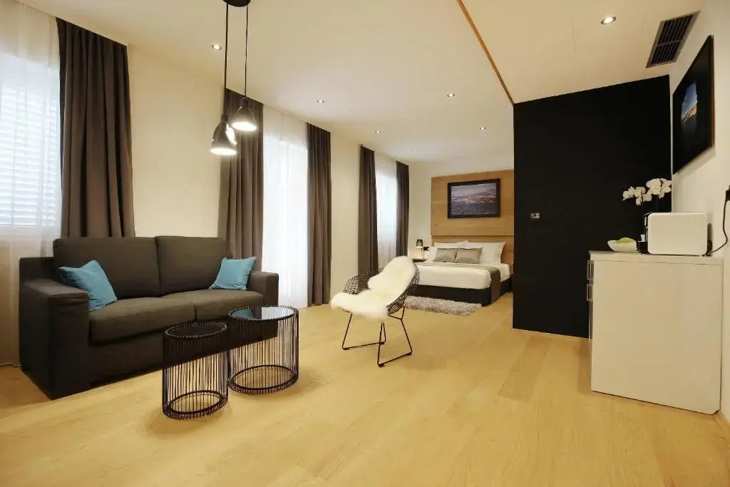 Rooms Bura i Jugo