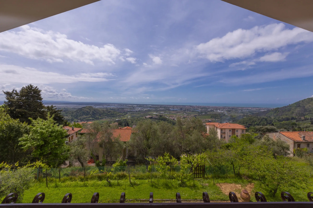 Villino di Corsanico With View