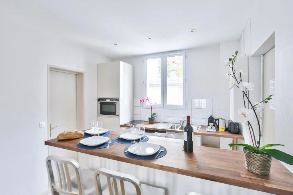B 835 - Gare Montparnasse - Appartement familial