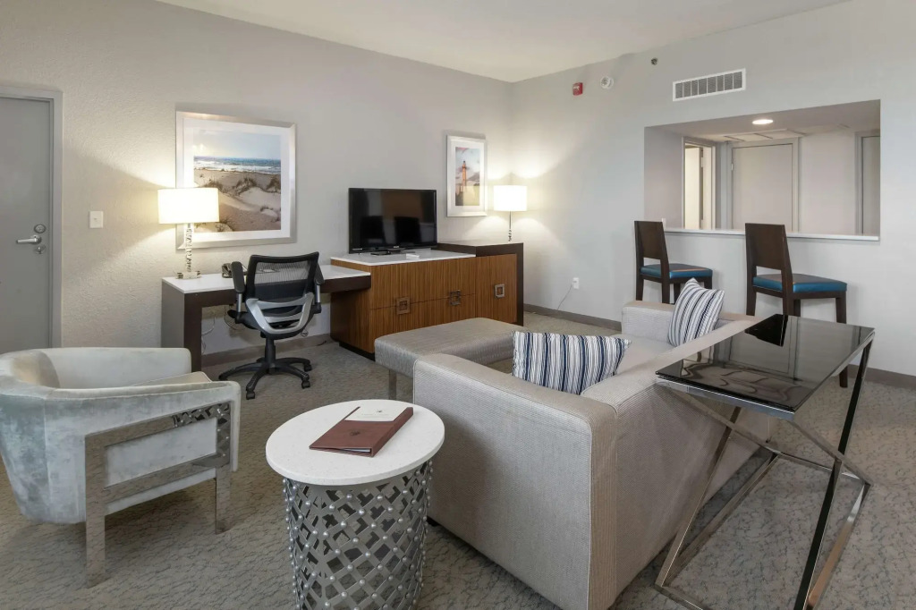 DoubleTree by Hilton Hotel Jacksonville Airport