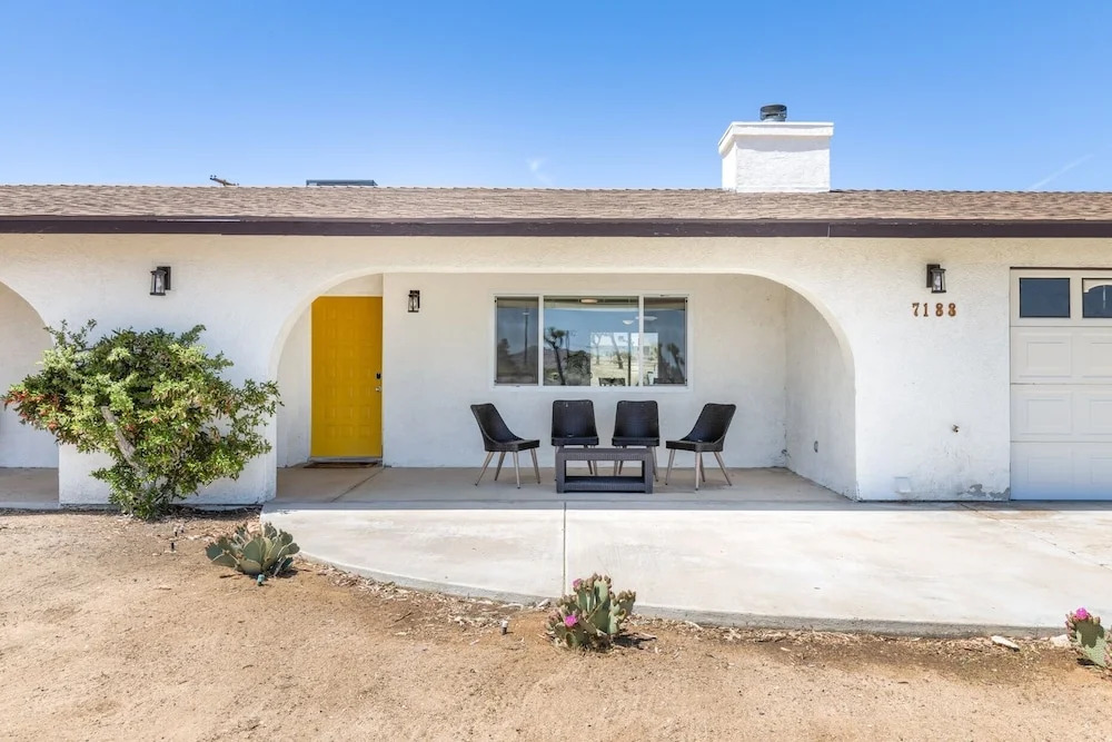 Horseshoe House - Hot Tub, Bbq And Fire Pit! 4 Bedroom Home by RedAwning