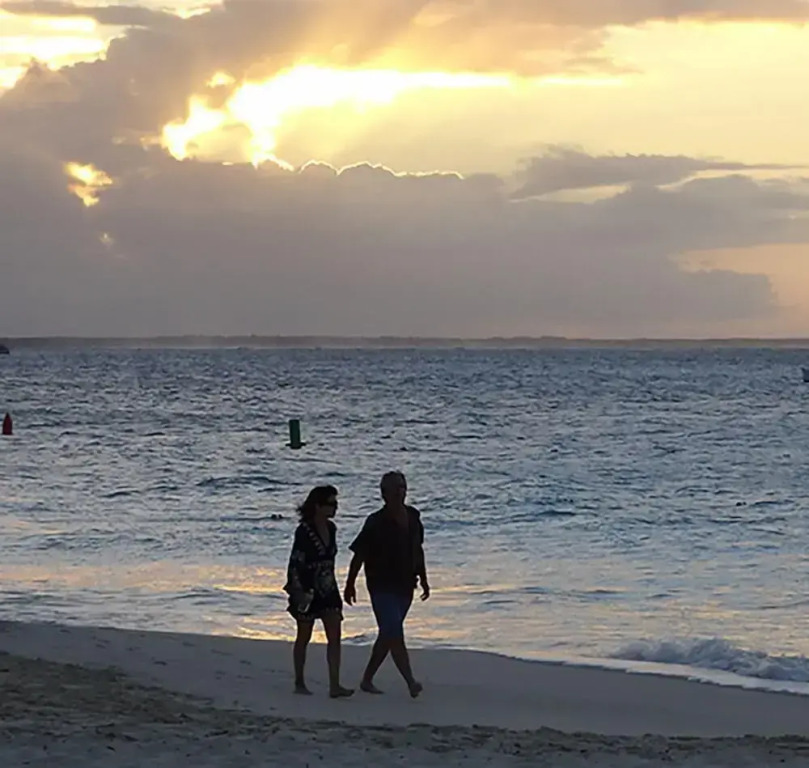 Sibonne Beach Hotel