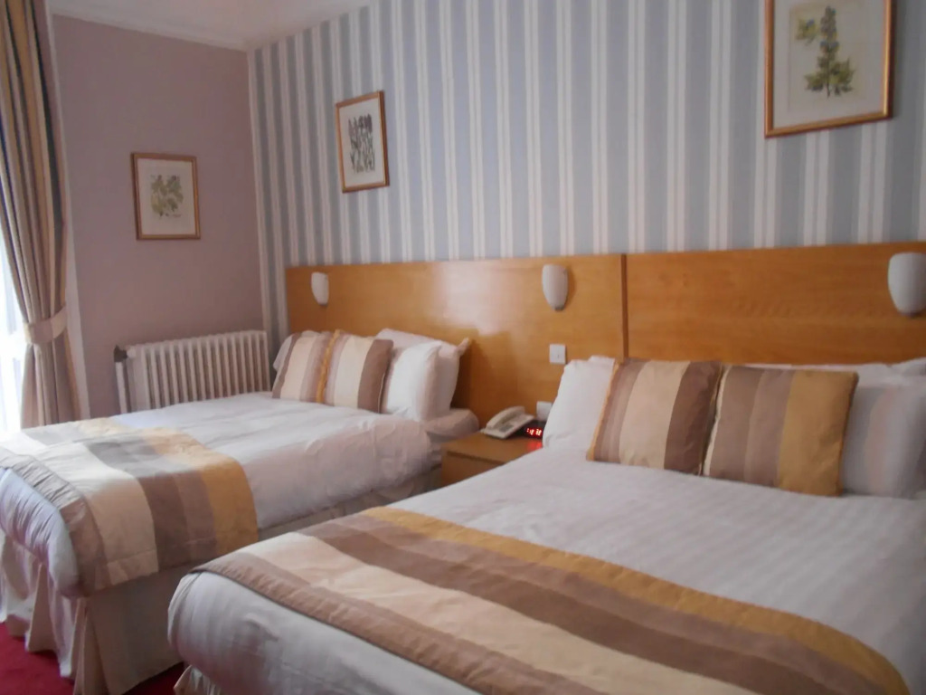 Parkwood Hotel