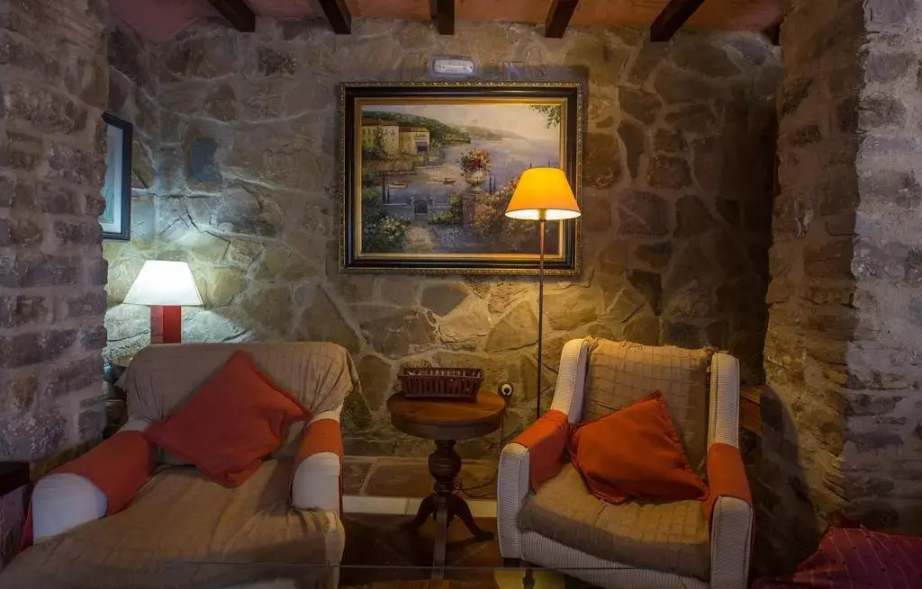 Hotel Cueva del Gato