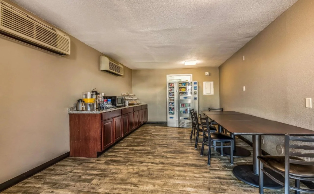 Rodeway Inn West Memphis