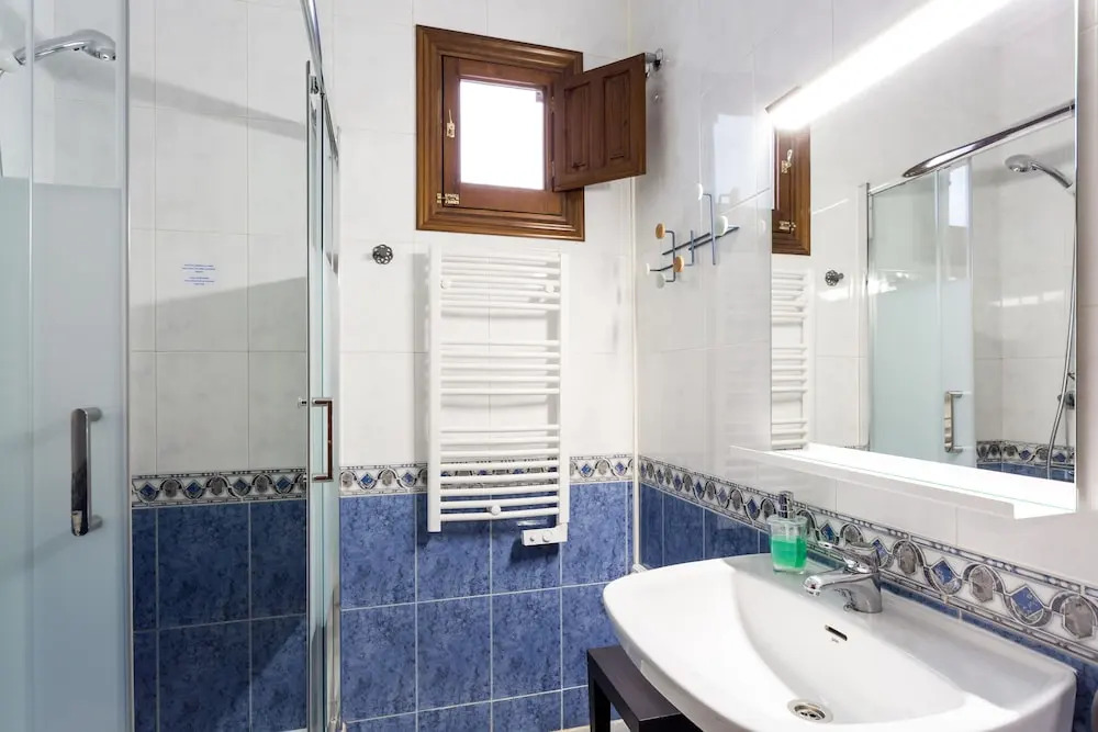 Holi-Rent Estudio Baños