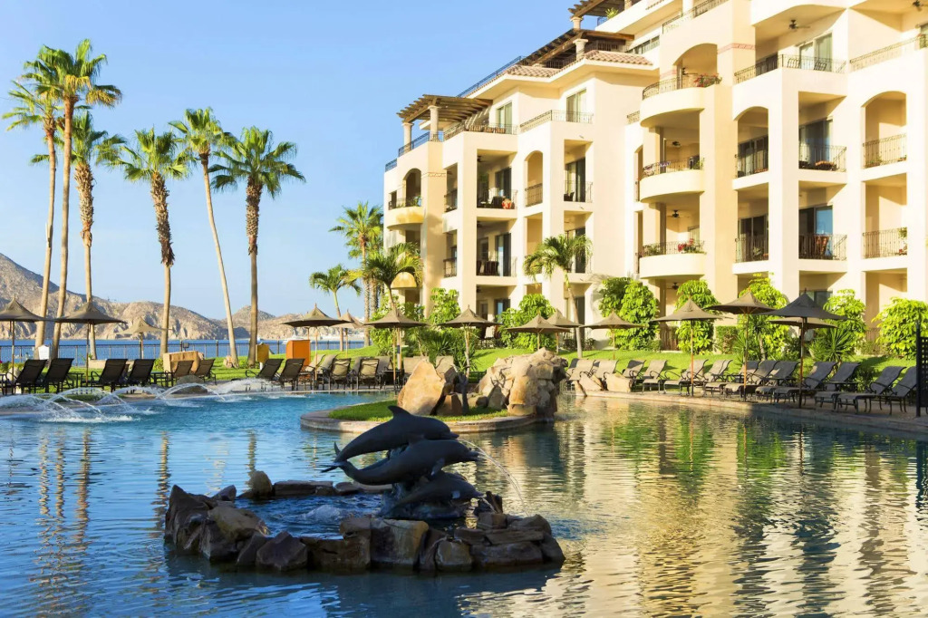 Villa La Estancia Condo: Pools, Hot Tub, & Balcony