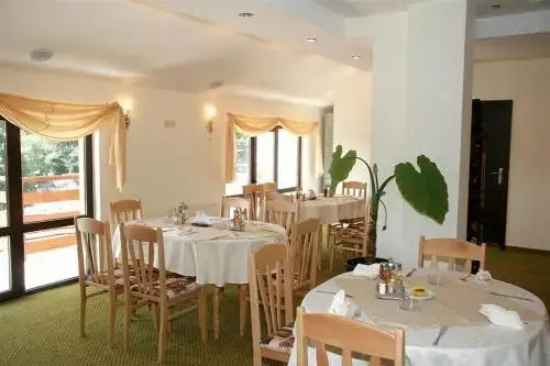 Family Hotel Elena