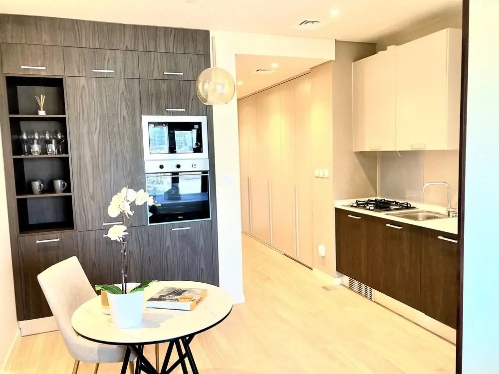 Amazing Living in Park View JVC