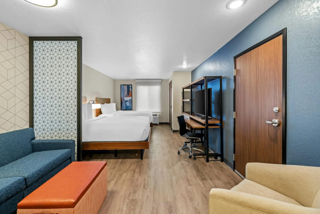 Everhome Suites Rochester Greece