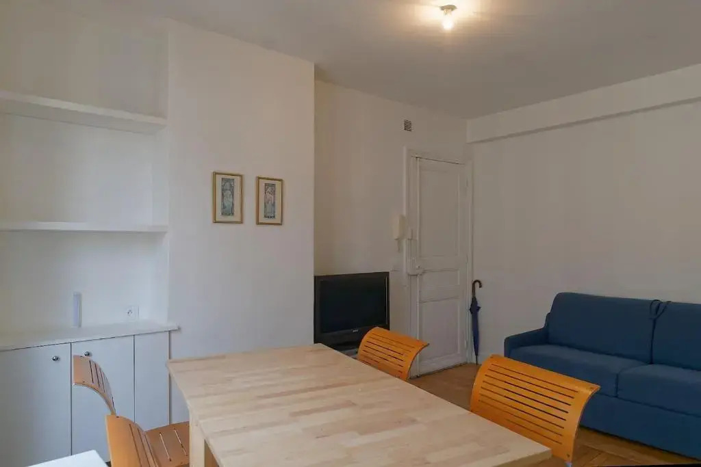 Quiet apartment near Montmartre