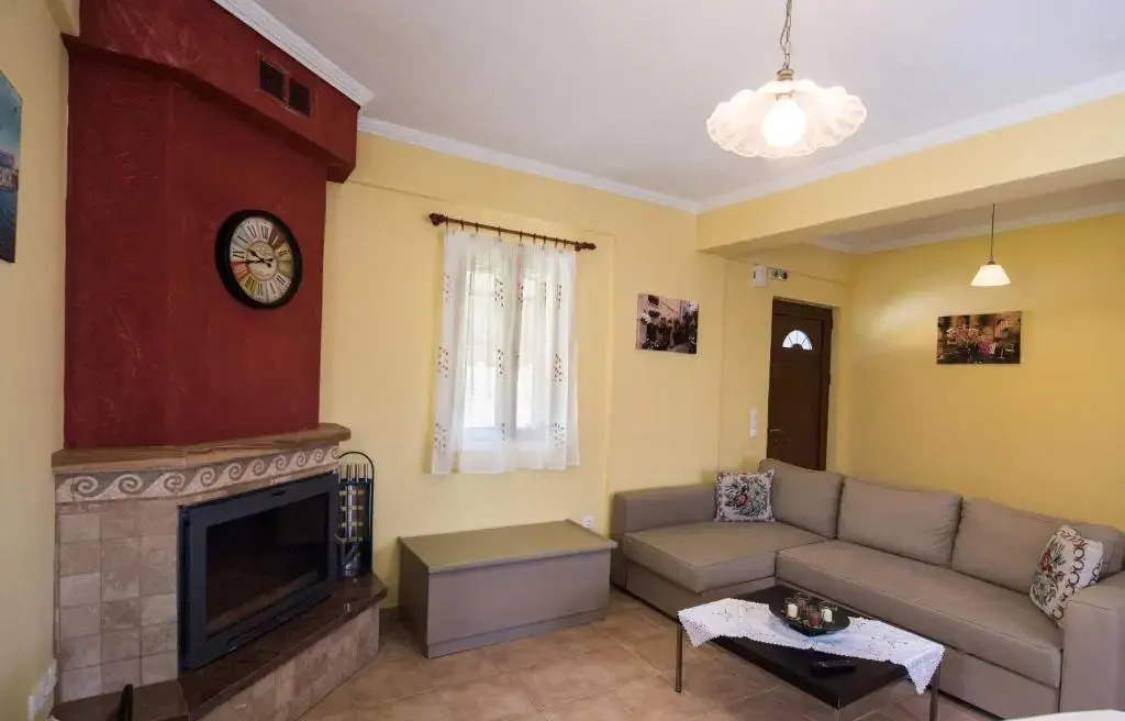 Modern Apartment 15 mins from the town of Lefkas