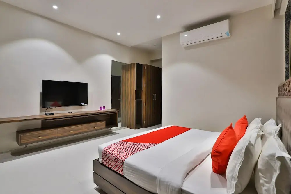 FabHotel La Victoria - Galaxy Circle