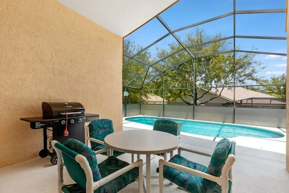 #253-Modern 4 bed home with own private pool close to Disney