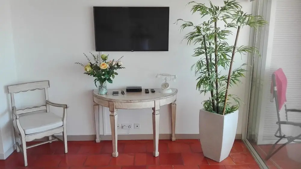 Apartment With one Bedroom in Lagos, With Wonderful sea View, Furnishe