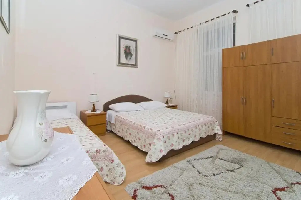 Apartment Vedrana