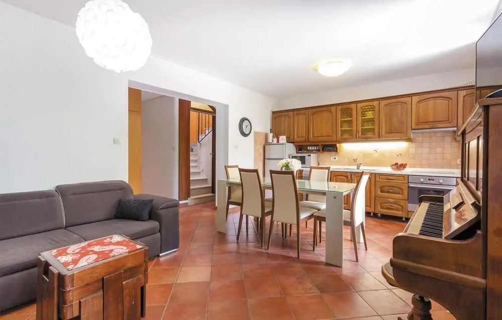 Holiday Home Podstrana - 04