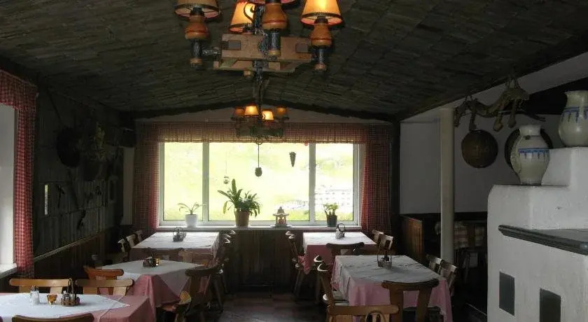 Karl-Volkert Haus