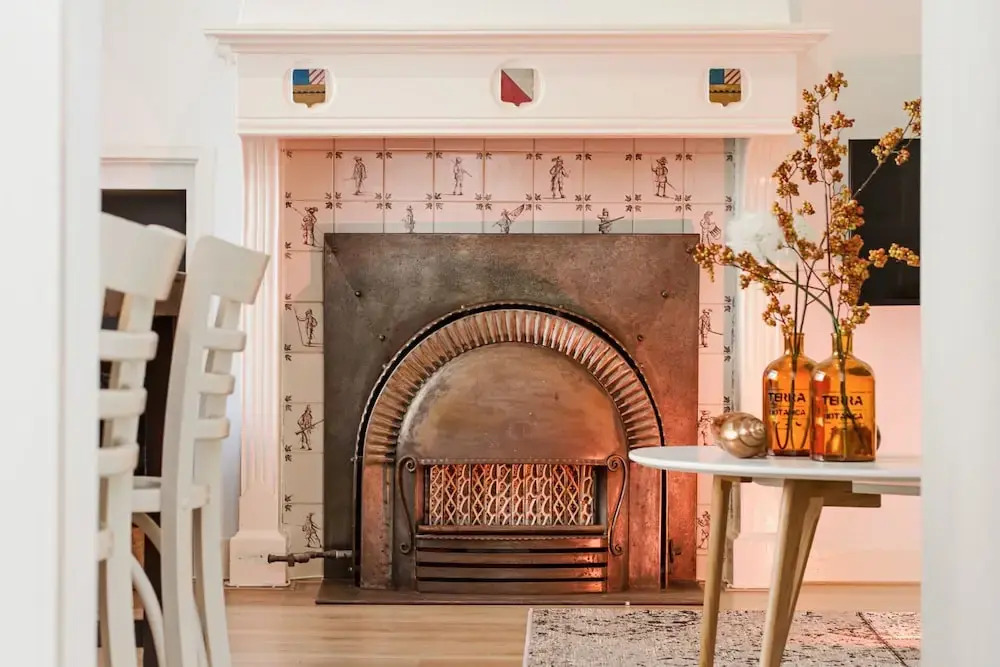 Cozy Castle Apartment